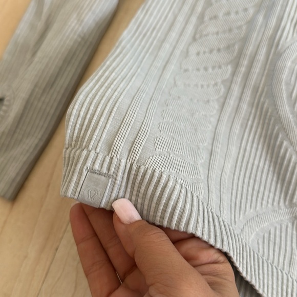 🍋Lululemon Restless Pullover - Picture 5 of 5